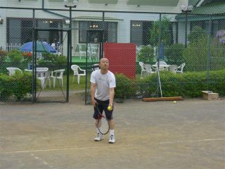 ���{����